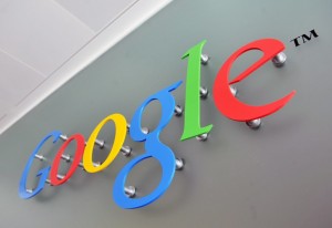 El dominio de Google y Facebook sobre la distribución de las noticias