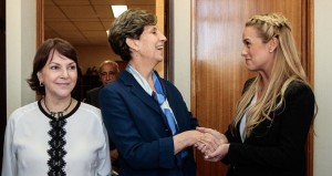 Allendistas rechazan apoyo de Isabel Allende a derechistas venezolanas