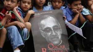 El Salvador de fiesta por la beatificación de Don Óscar Romero