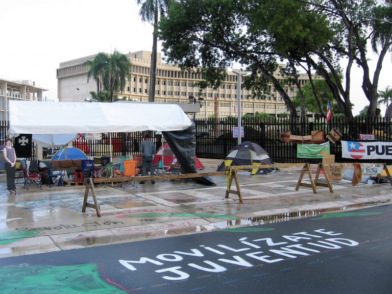 ¿Cómo se descolonizará a Borikén? / How will Borikén be decolonized?