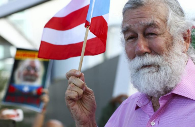 Norberto Gonzalez Claudio / Elda Santiago en Voz para el Cambio, por Telecanal 28 JULIO 29, 2016.