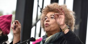 Full Transcript Of Angela Davis’s Women’s March Speech  «History cannot be deleted like web pages.»