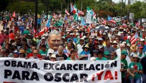Pa` las Calles el 17 de Mayo con Oscar López Rivera