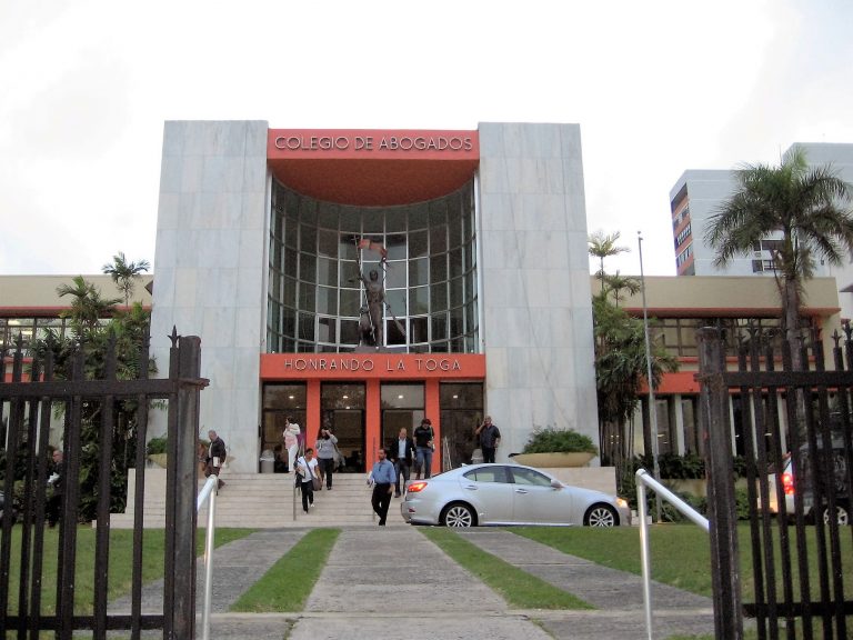 La espetada ciudadanía USA a los boricuas / The forced USA citizenship on Boricuas