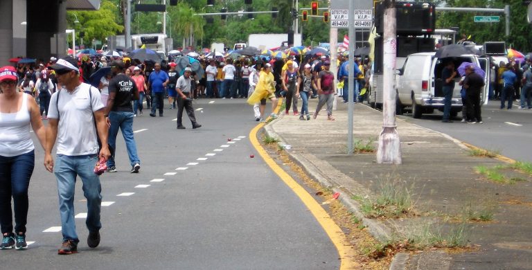 Paro Nacional 1ro de mayo en PR / National Strike May 1st in PR