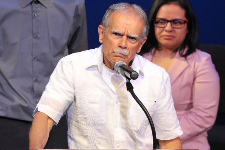 US citizens ignorant of international law. Why?