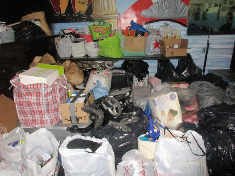 Entrevista a Mari Laspina sobre ayuda a hermanos y familiares en Puert Rico