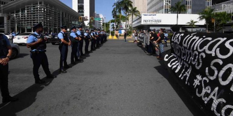 Las únicas cenizas que queremos son las del coloniaje de PR / The only ashes that we want are of the colony of PR