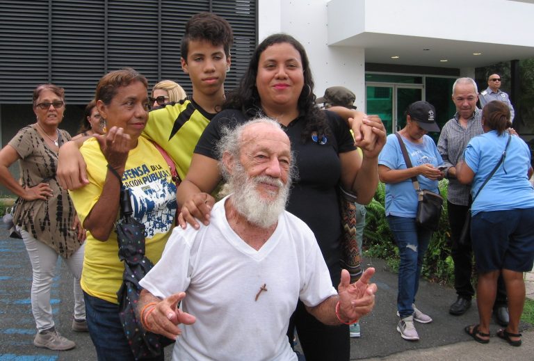 EEUU quiere cerradas las escuelas en PR
