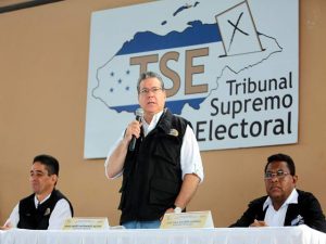 Interview – Entrevista a Tito Meza sobre Elecciones en Honduras 2017