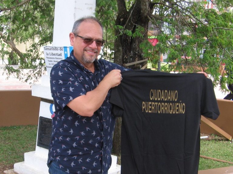 Boricuas no pueden renunciar ciudadanía USA / Boricuas can’t renounce US citizenship