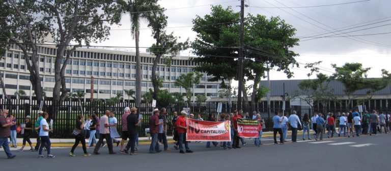 Rebélate contra el saqueo