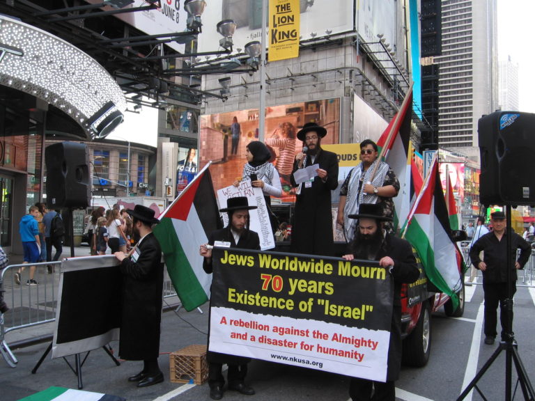 Palestine must be free!