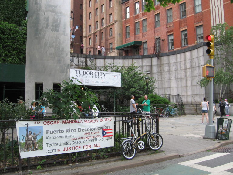 Empujar nuestra descolonización / Push our decolonization