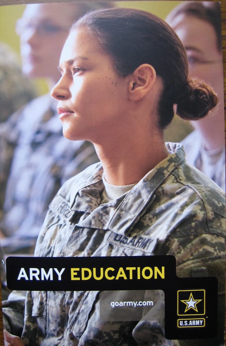 ¿Por qué más puertorriqueños en ejército USA? / Why more Puerto Ricans in US military?