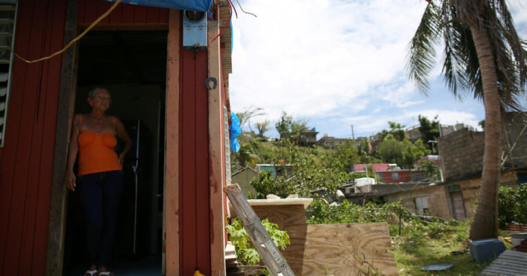 ¿Por qué los boricuas se van de su patria? / Why do Boricuas leave their homeland?