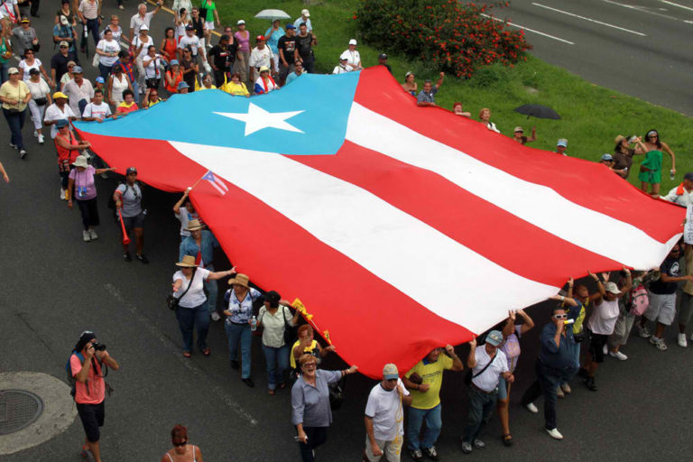 Protesta en PR y NY para nuestra independencia / Protest in PR & NY for our Independence