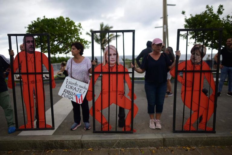 Peleándonos aseguramos la derrota de la patria