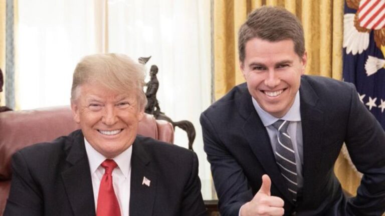 Trump thinks of selling a nation