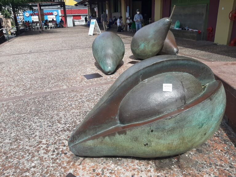 Partidos ignoran la pepa colonial