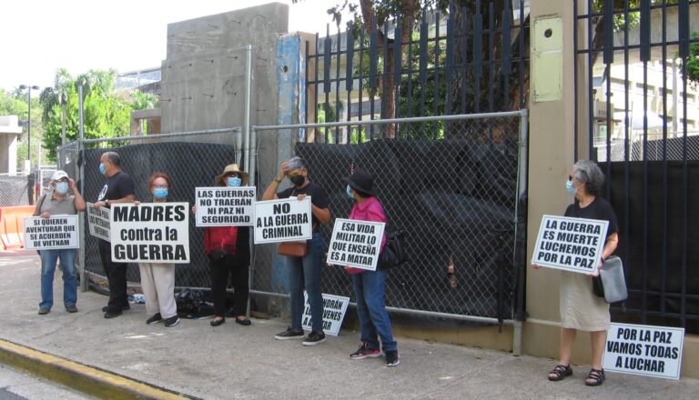 Peleando las guerras del invasor
