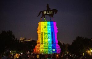 US: a nation of big lies