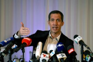 ¿Defendiendo la democracia con imperialismo?