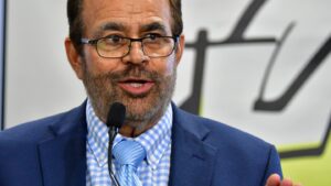 Tribunal ordena a CEE y a Vega Borges a que cuenten y publiquen los votos…Court orders CEE and Vega Borges to count and publish the votes…