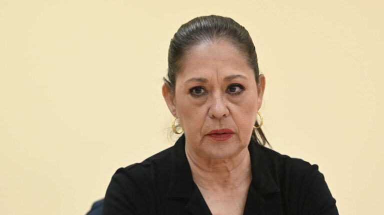 Quién es la abogada Sotomayor que mencionó la gobernadora en conferencia de PRENSA?