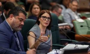 Aquí nuestra Interpelación a la Secretaria de Estado Ferraiolli…