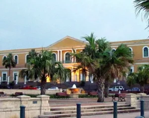 Eliezer Molina investiga instituto de cultura…