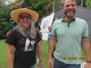 Entrevista a Senador Adrian Gonzalez sobre contratos en Muellle Azucar viviendas de lujo