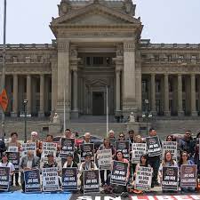 Feministas rechazan a José Jerí como nuevo presidente de Perú por denuncia de violación sexual