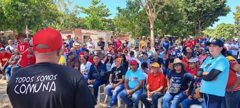 Democracia participativa, unidad nacional y resistencia cultural, para enfrentar el enemigo imperial