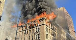 ¡CAOS EN NUEVA YORK! Fuego en Manhattan INCENDIA Miedo a Atentados en EE.UU. | DesafioTorontoJC…