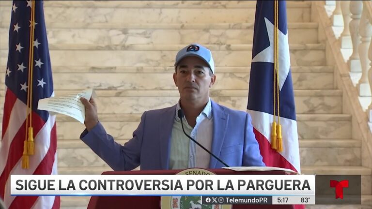 ELIEZER MOLINA HACE SUDAR A ALBERTO Y DESTROZA EL 4CRTEL DE LOS PERMIS0S…