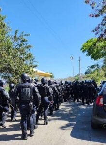 Observadorx PRESS Comunitario está en vivo…PARO POLICIACO EN PTO. RICO…