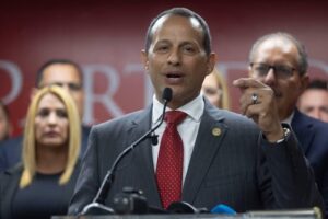 Alcalde de Aguadilla Julio Roldán Concepción……Qué fue lo que pasó que fiscalía retira cargos…